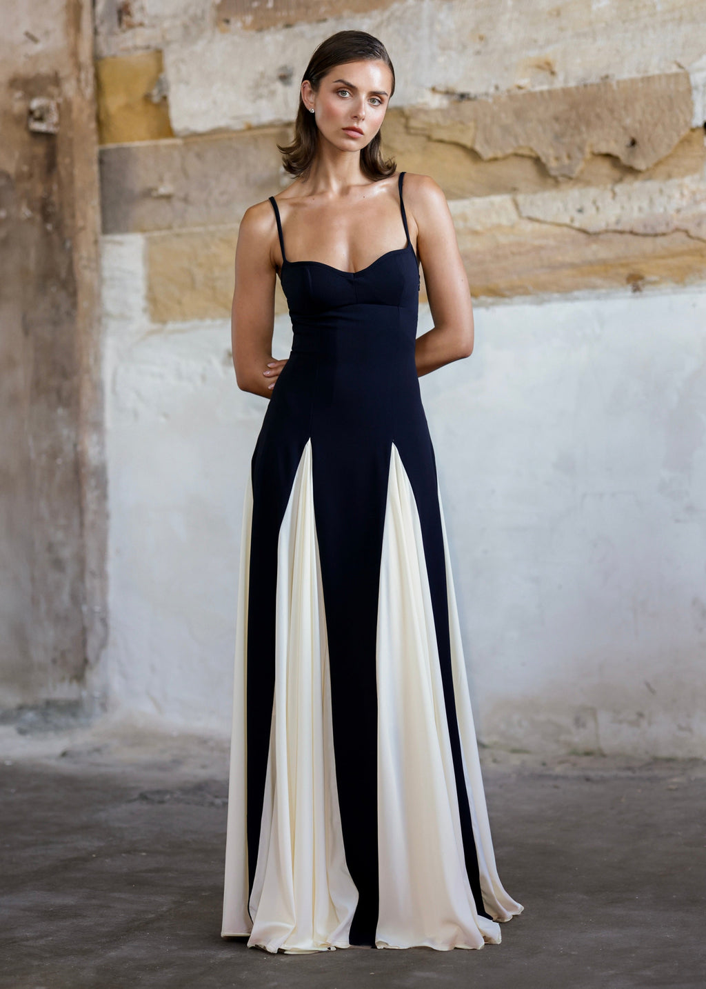 Lucia | Spaghettibandje Kleurblok Swing maxi jurk