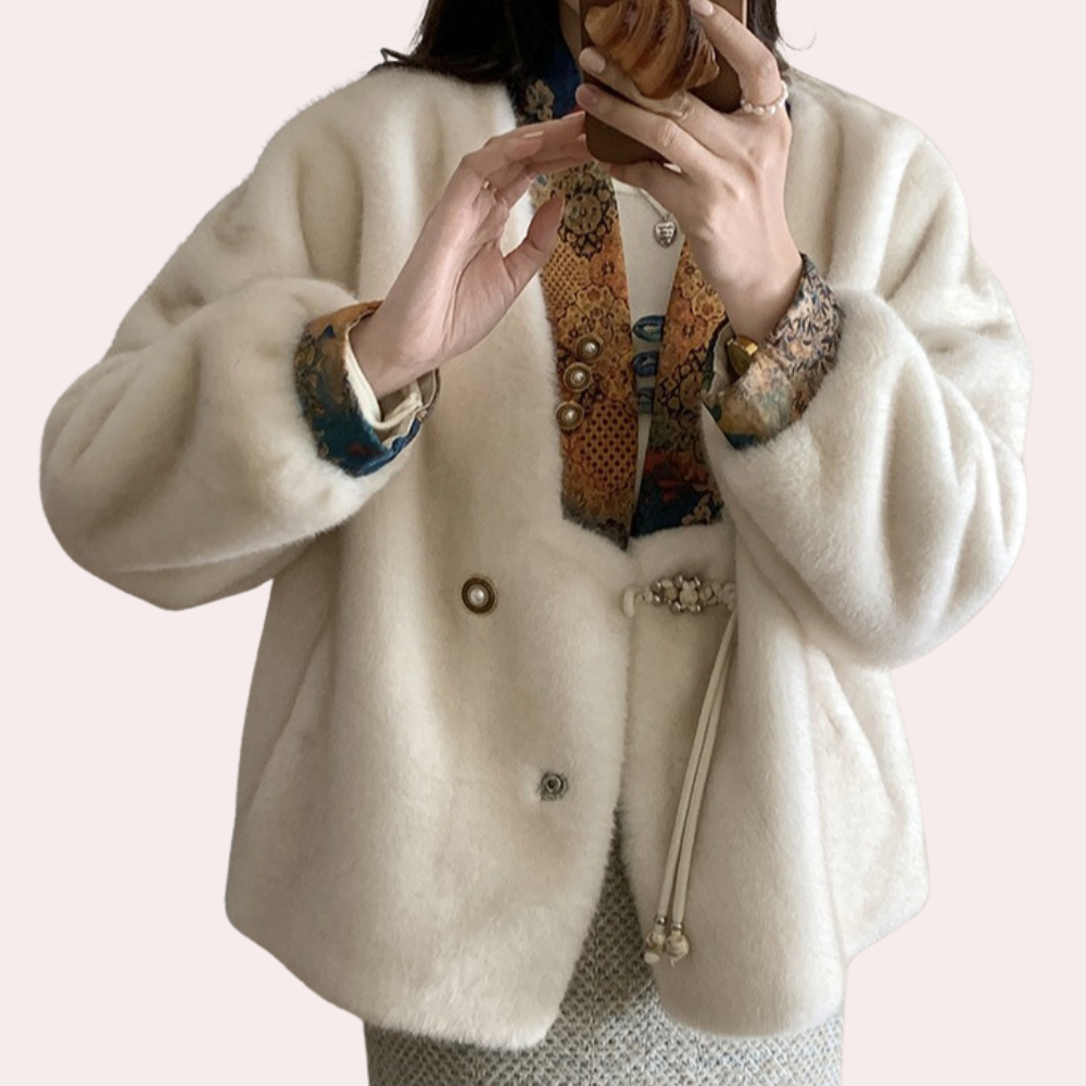 Idalia | Elegante winterjas van pluche voor dames - met kleurrijk patroon en manchetten, perfect voor koud weer
