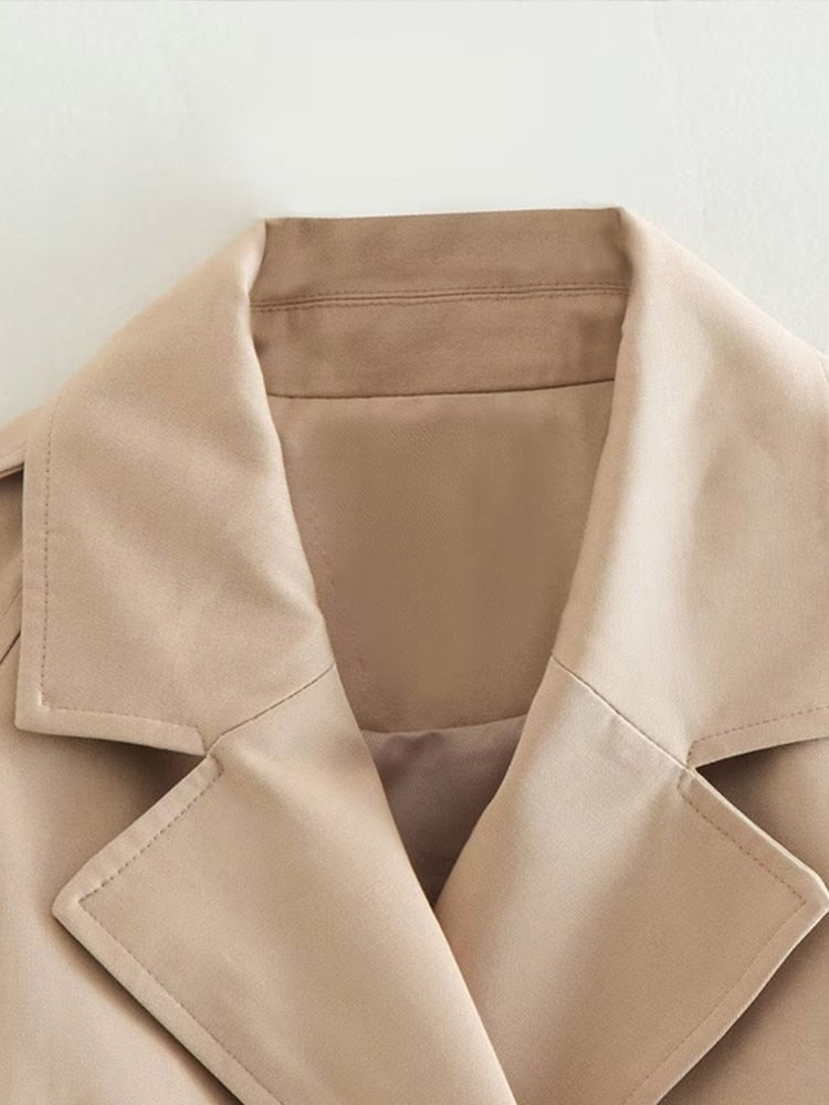 Hedda | Korte trendy dames Trenchcoat - Beige Lichtgewicht Modieuze Bovenkleding