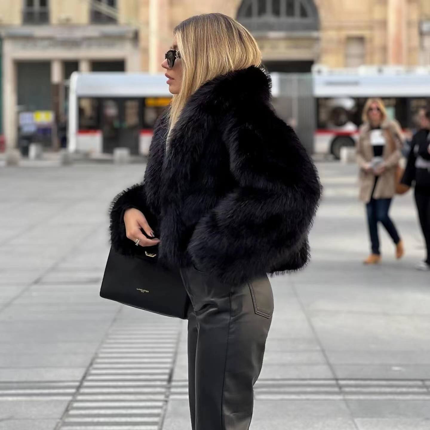 Novara | Luxe winterjas van imitatiebont voor dames - stijlvolle, warme en knusse bovenkleding voor koude dagen