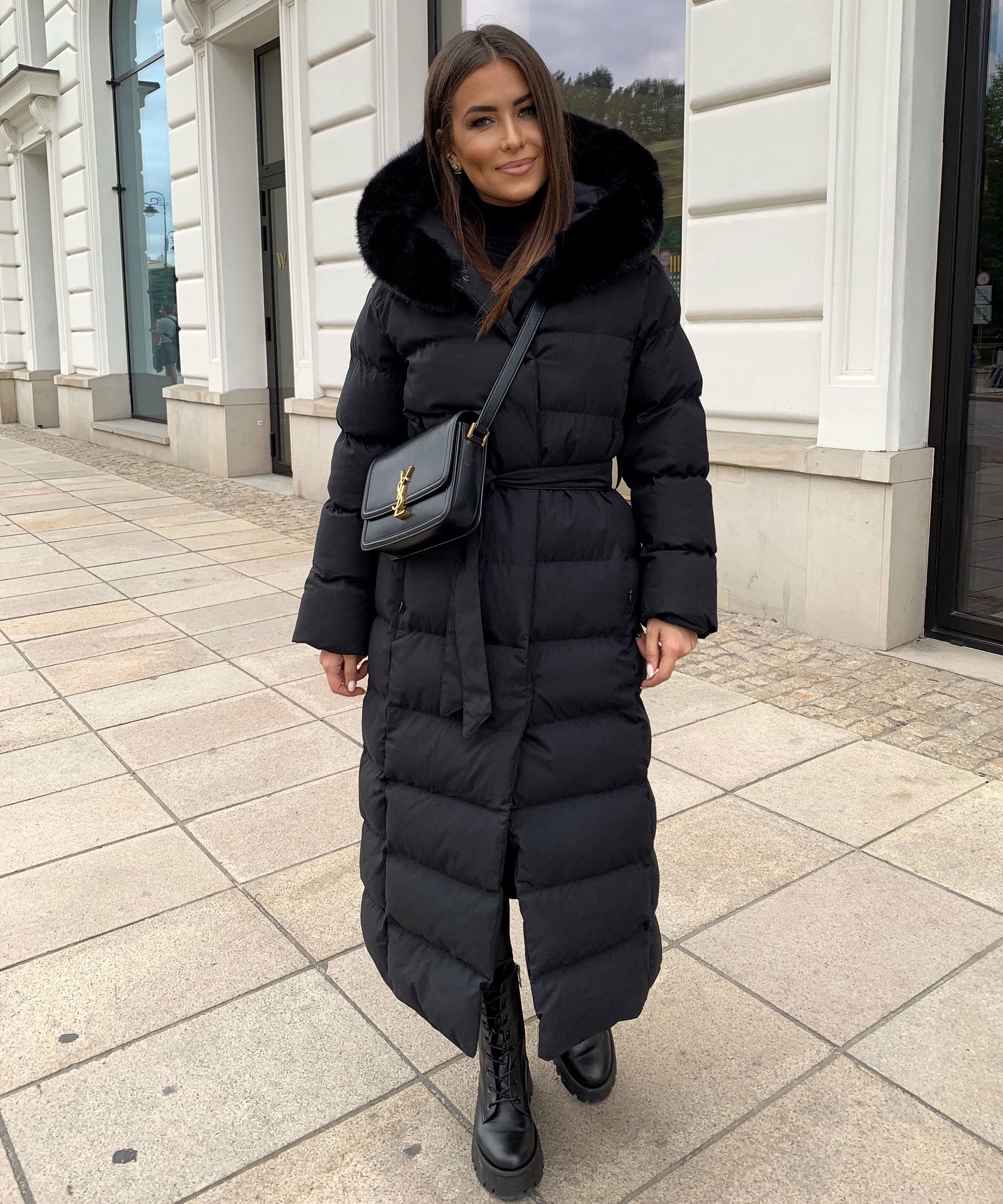 Gitte | Zwarte parka met capuchon voor dames – Waterdichte winterjas voor buiten en casual kleding