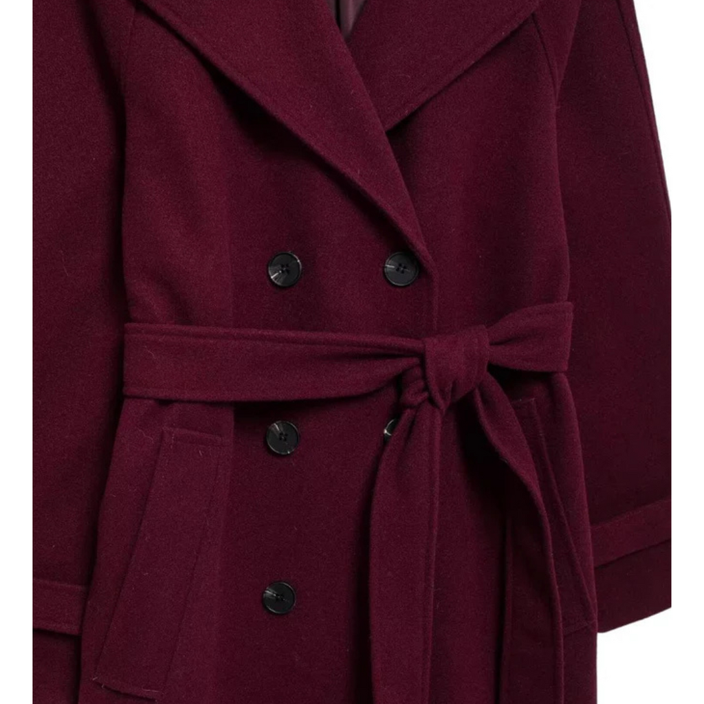 Liva | Oversized bordeauxrode trenchcoat voor dames – Elegante lange jas voor herfst, winter