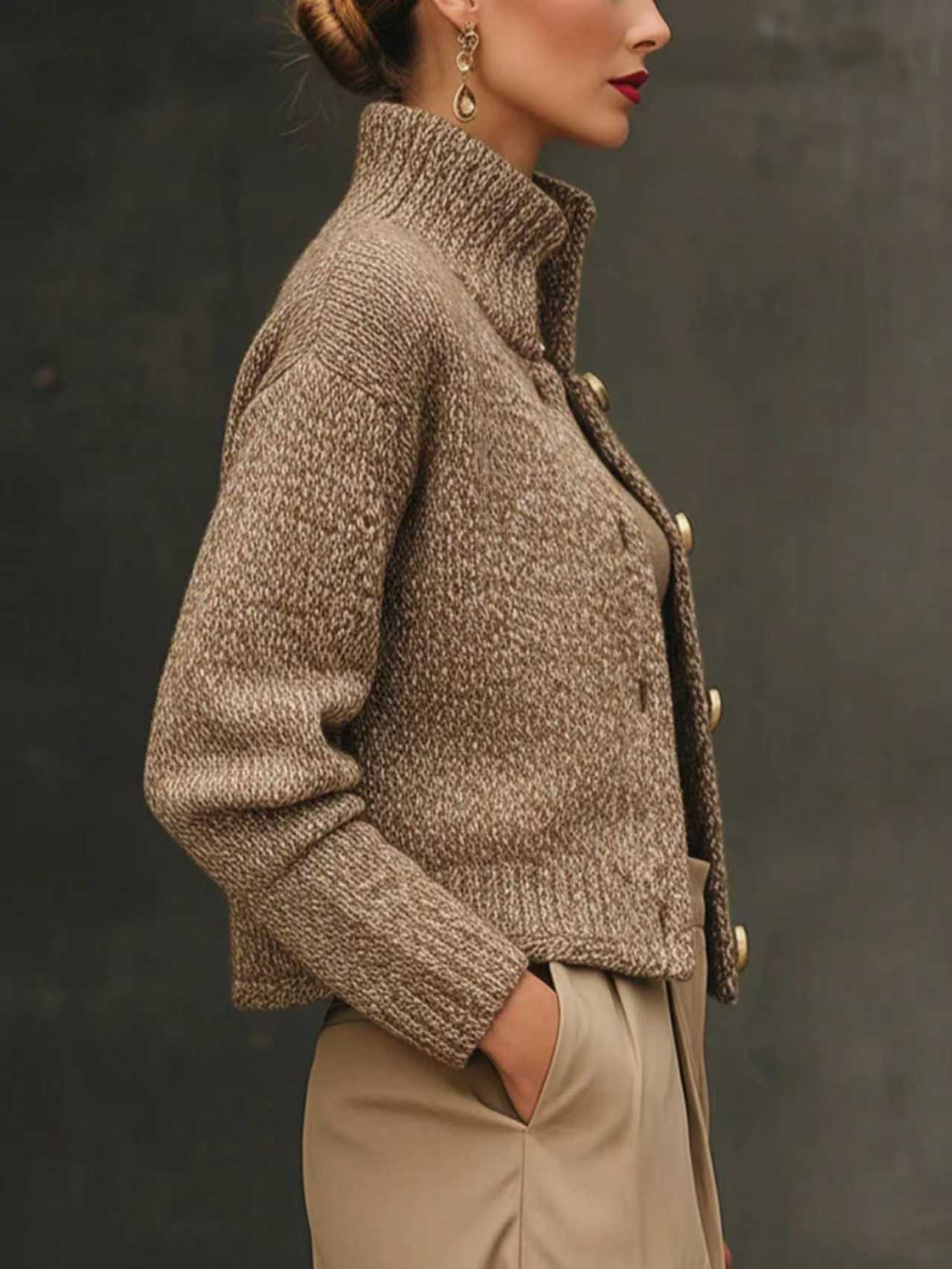 Odette | Damesjasje van wolmix – hoge kraag, knoopsluiting, cropped, herfst-winterjast