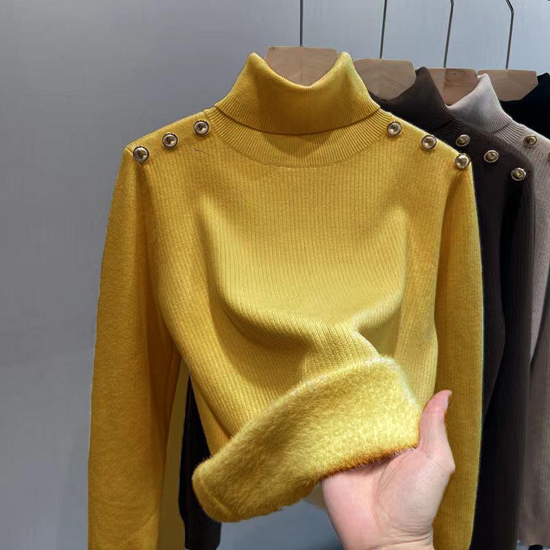 Aspasia | Élégant pull à col roulé en polaire chaude pour l'hiver, orné de boutons décoratifs
