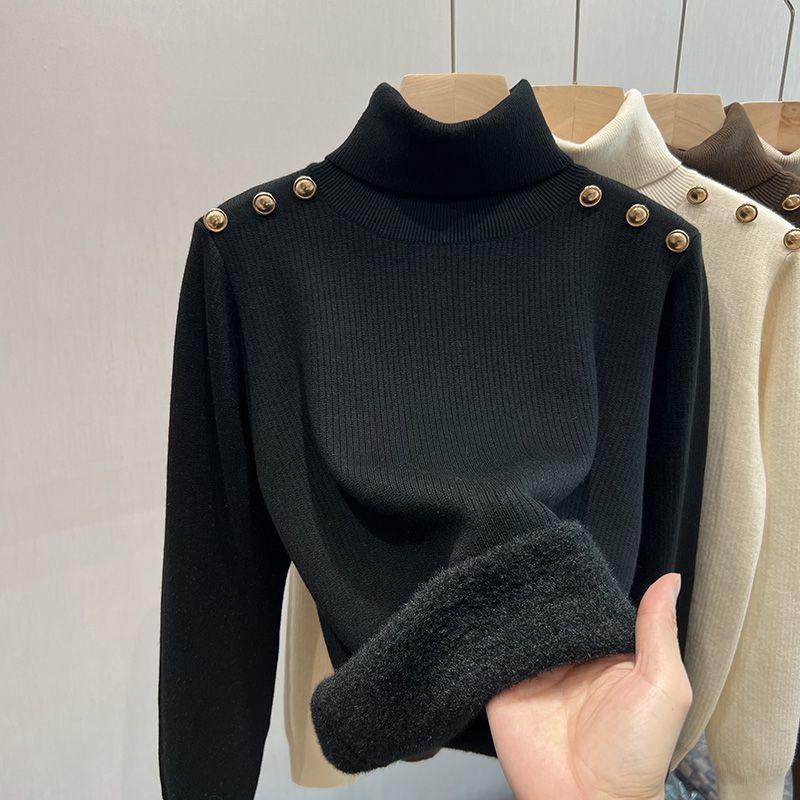 Aspasia | Élégant pull à col roulé en polaire chaude pour l'hiver, orné de boutons décoratifs