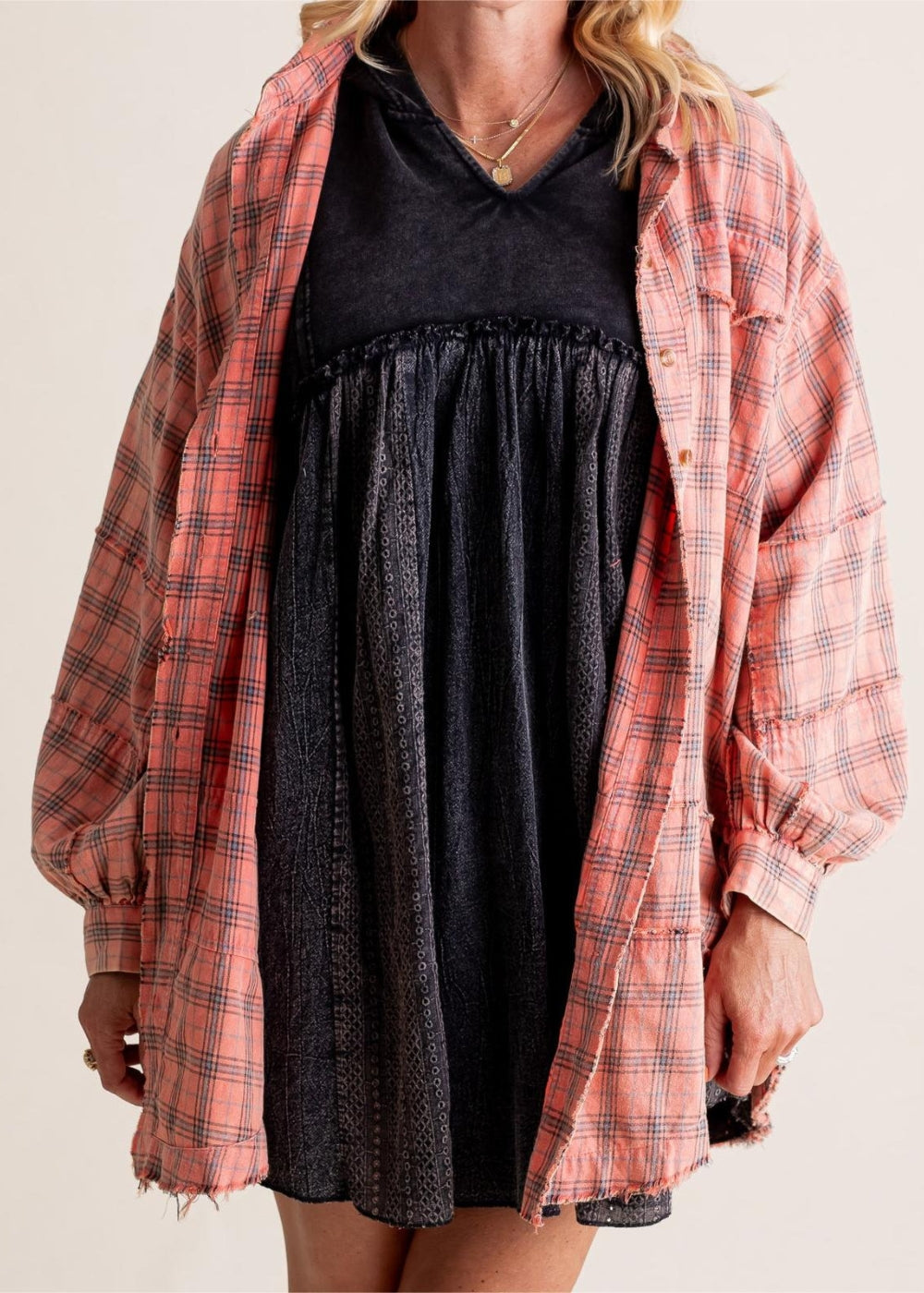 Blanka | Veste-chemise en flanelle rétro oversize à bords francs et poches