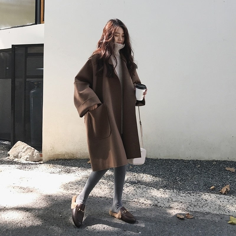 Lola | Chic Wool Oversized Trench Coat with Pockets for Women - Stylish Autumn and Winter Apparel