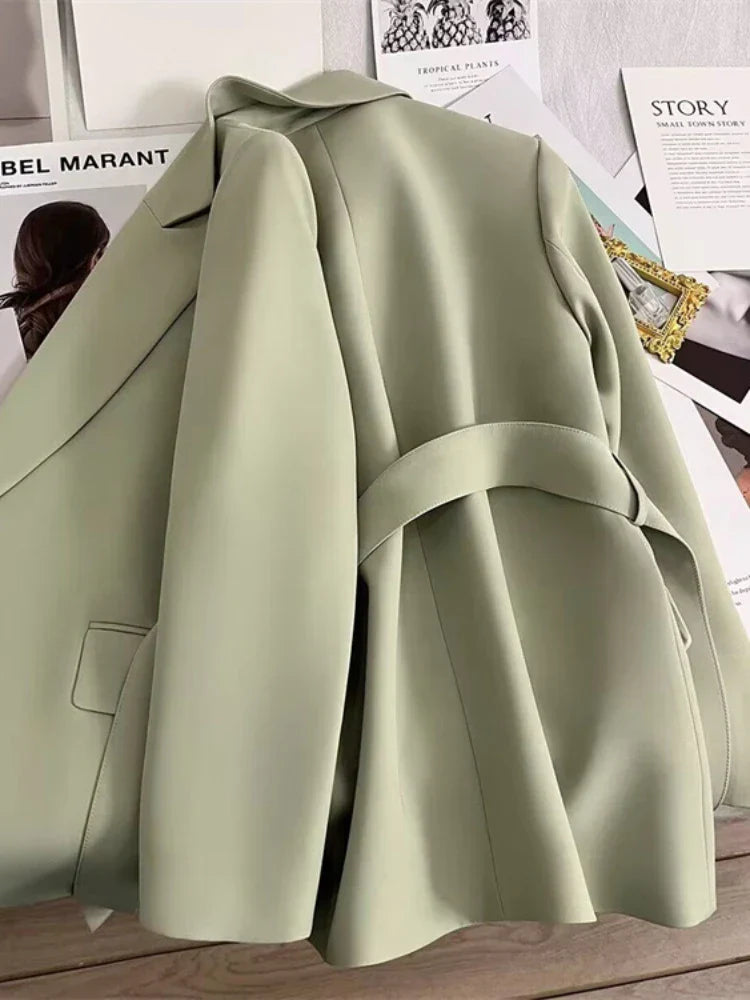 Enina | Elegante damesblazer met strikceintuur – Modern werk- en casual jasje met lange mouwen