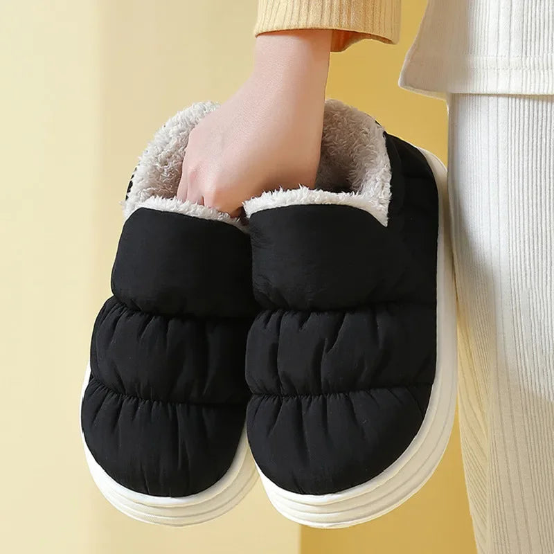ComfiSlip | Waterdichte antislip pantoffels met pluche voering - Gezellig en comfortabel winterschoeisel