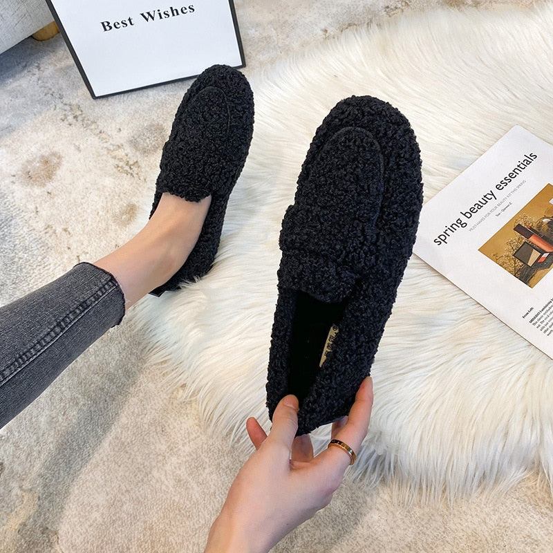 Melira | Warme pluche damesslippers – Zachte en comfortabele binnenschoenen