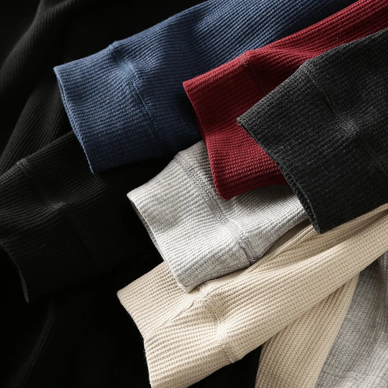 Aleksander | T-shirt Henley à manches longues pour homme – maille gaufrée, mélange de coton de qualité supérieure