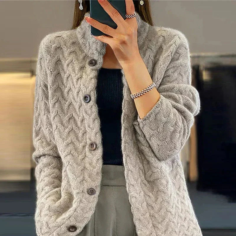 Aelwen | Warm gebreid vest voor dames – Zachte wintertop met lange mouwen