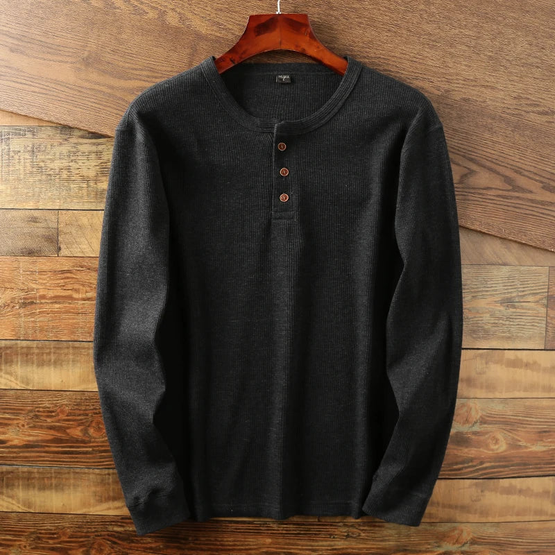 Aleksander | T-shirt Henley à manches longues pour homme – maille gaufrée, mélange de coton de qualité supérieure