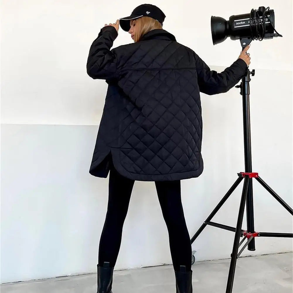 Lilibeth | Klassieke gewatteerde oversized jas voor dames - knoopsluiting, warme winterkleding