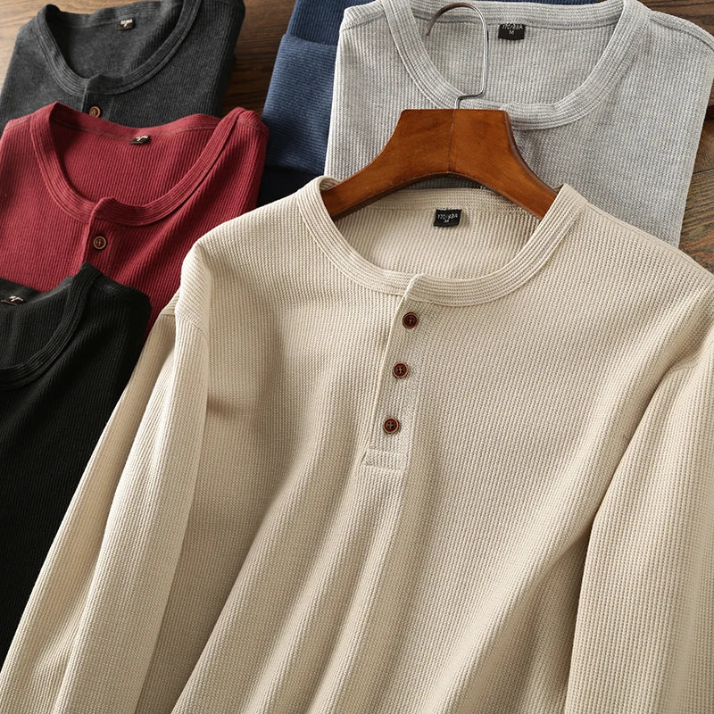 Aleksander | T-shirt Henley à manches longues pour homme – maille gaufrée, mélange de coton de qualité supérieure
