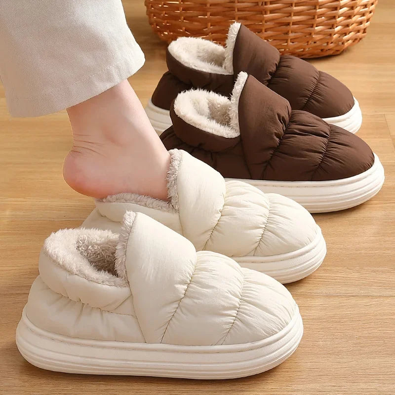 ComfiSlip | Waterdichte antislip pantoffels met pluche voering - Gezellig en comfortabel winterschoeisel