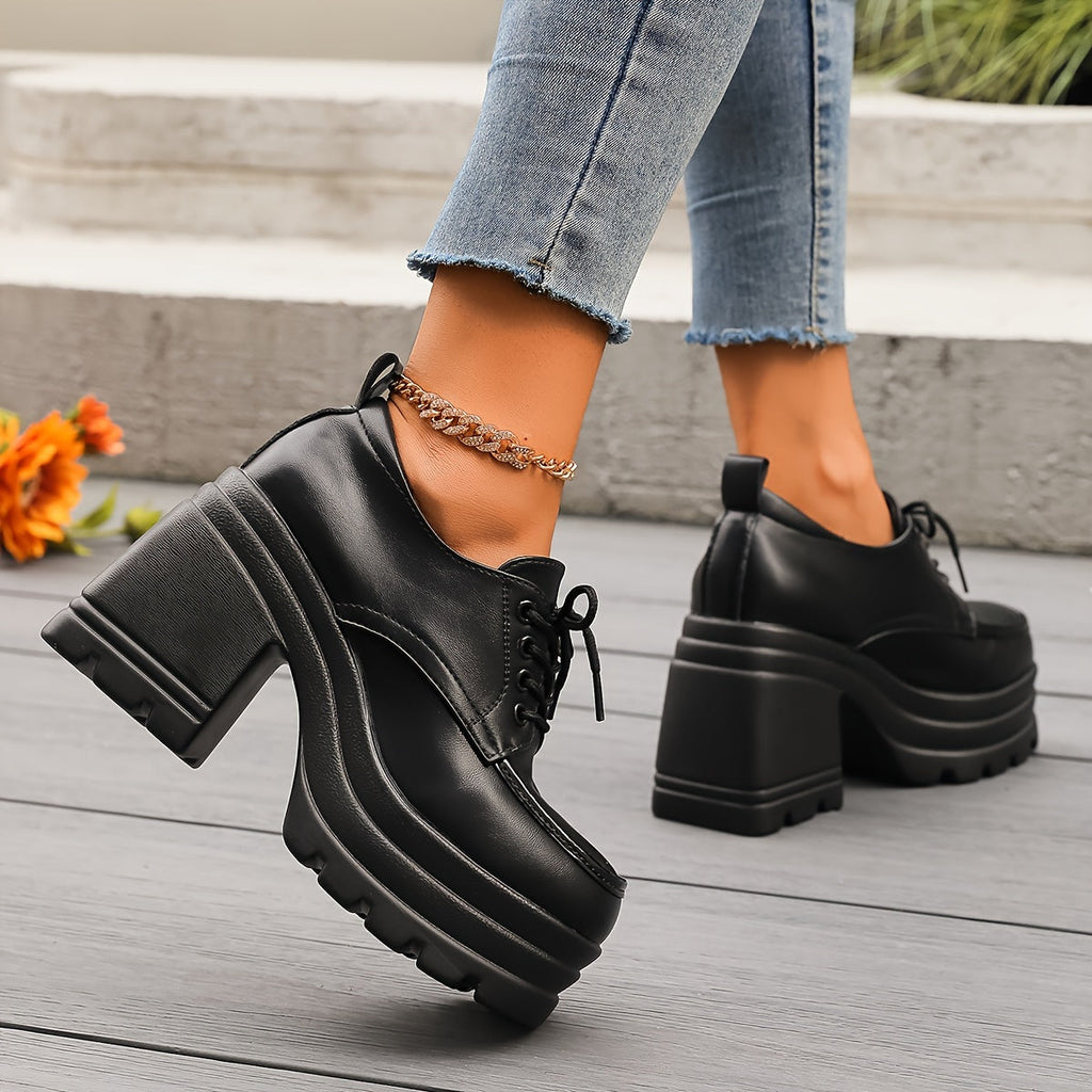 Plaforma | Retro platform oxfords voor dames – stoere veterschoenen, hakken in vintage stijl