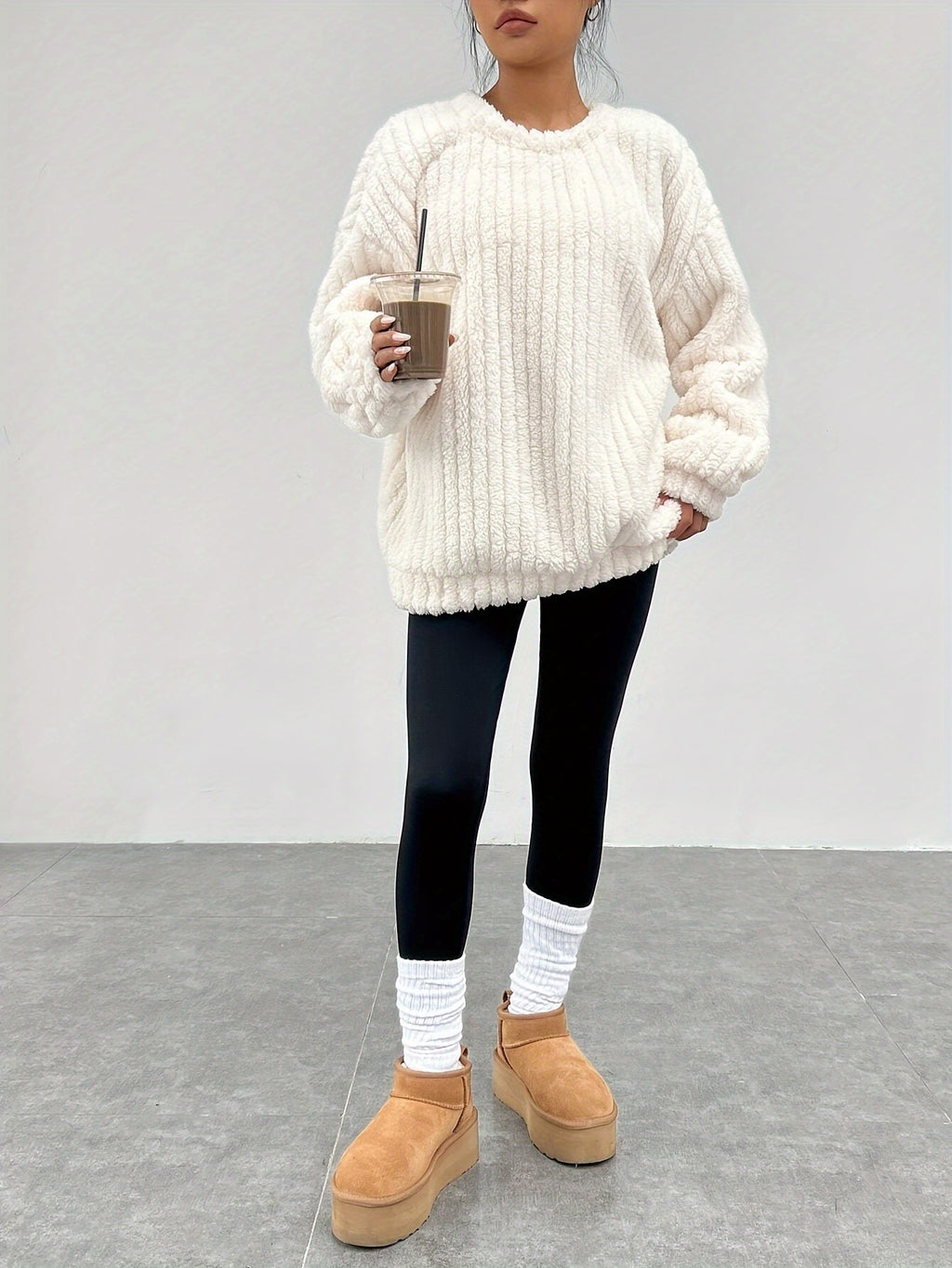 Delyse | Dames Trui met getextureerde teddyprint en ronde hals - Herfst Winter Casual Lange Mouwen