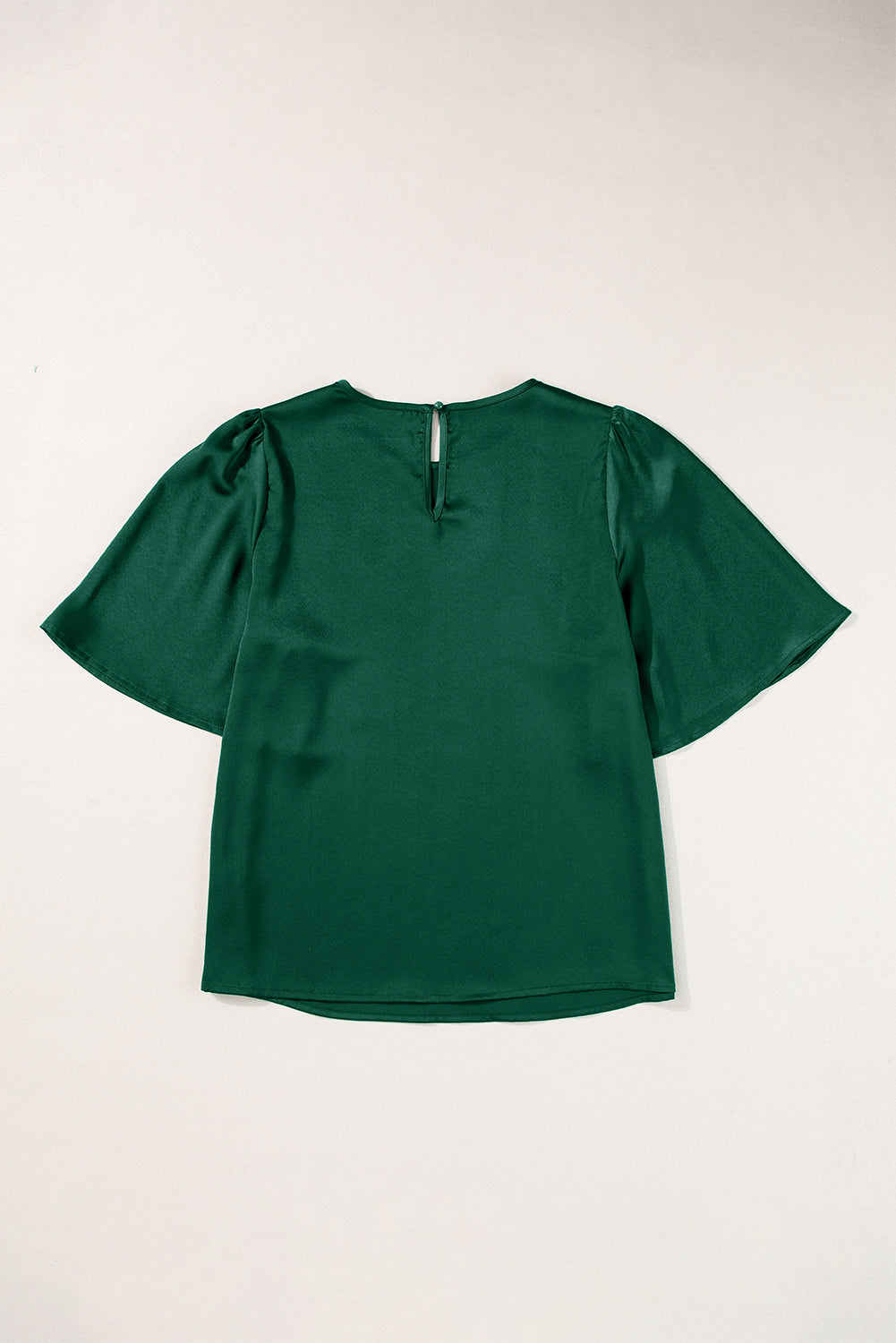 Misty | Elegante satijnen blouse met sleutelgat achter
