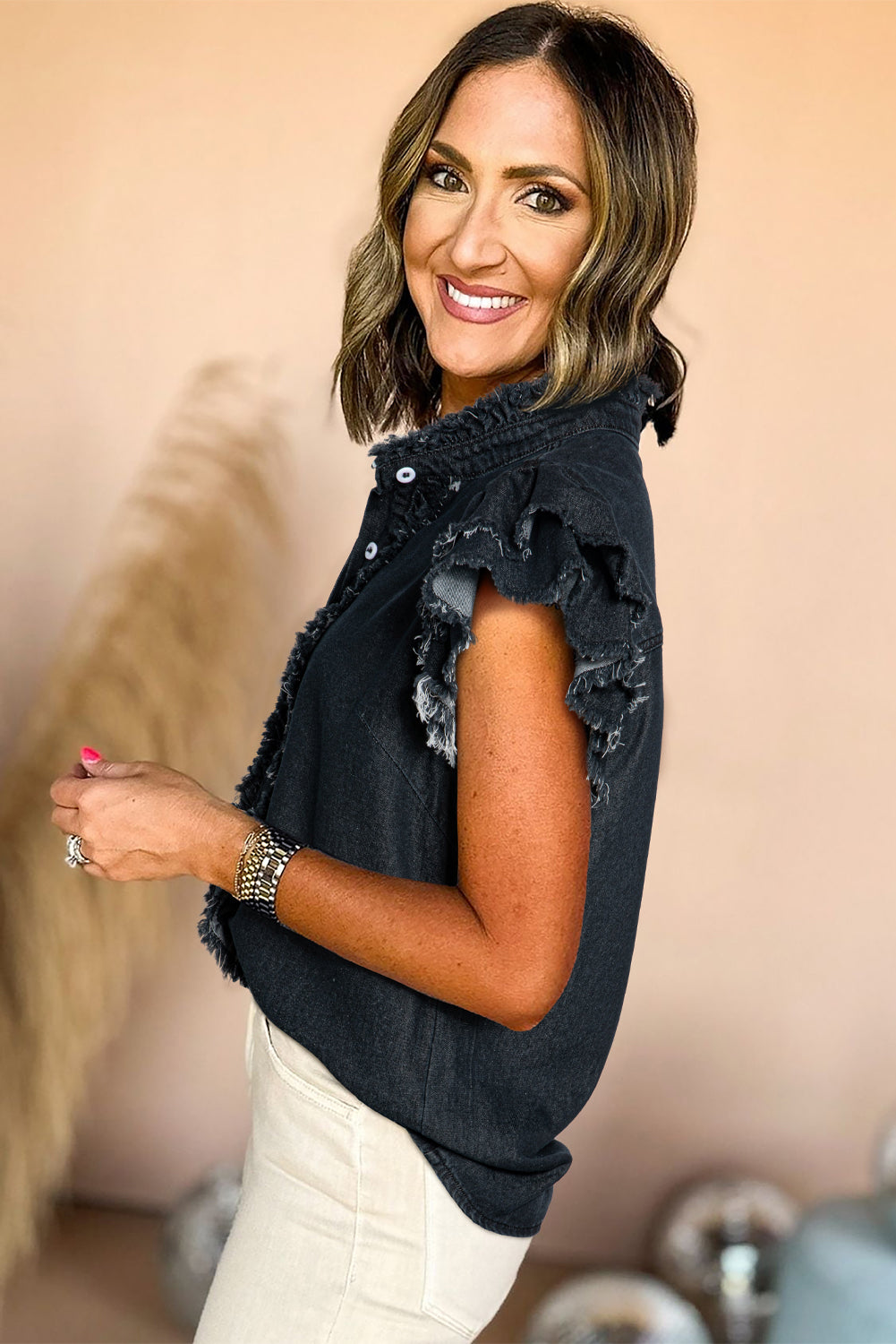 Lysara | Denim blouse met knoopsluiting en fladdermouwen