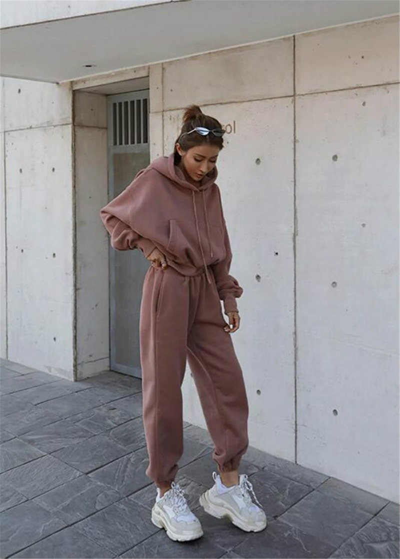 Amistra | Women's Long Sleeve Sportswear - Casual Two Piece Outfit, Athletic & Leisure Wear