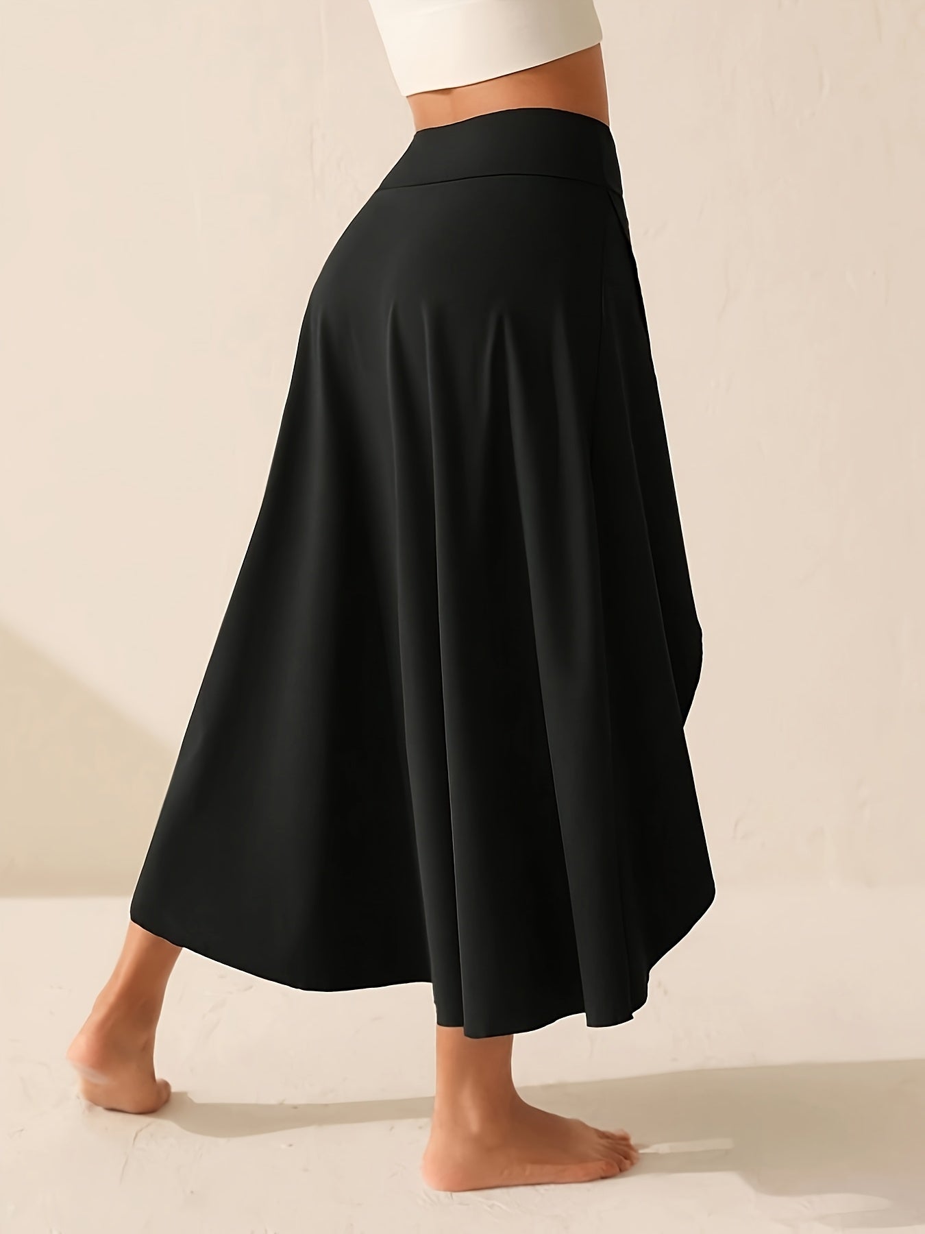 Wilona | Women's high-waisted skirt with asymmetrical split and built-in shorts