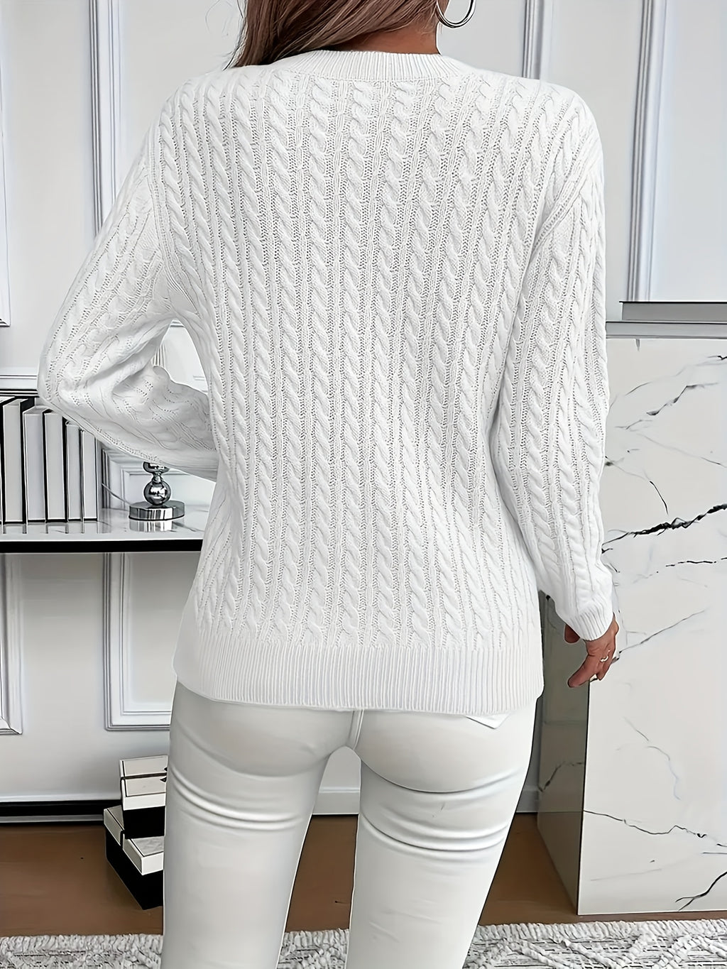 Valeris | Dames trui met kabeltjes en ronde hals – Elegante effen pullover, zacht en geschikt voor alle seizoenen