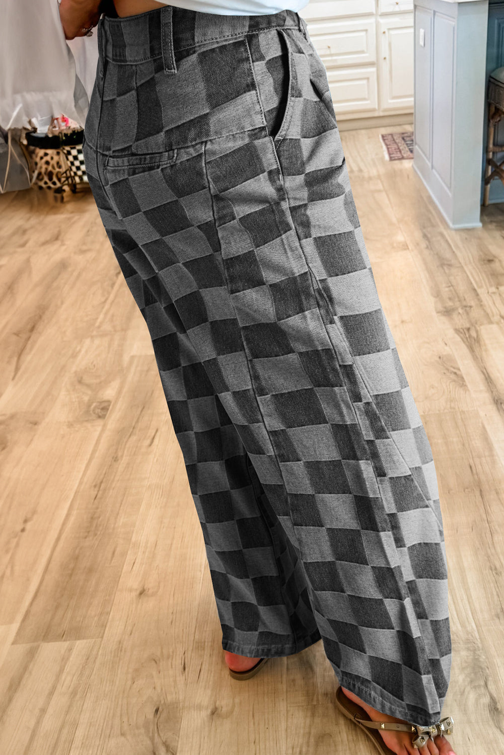 Thelira | Plaid wide-leg jeans for women - high-waisted, loose fit, vintage denim