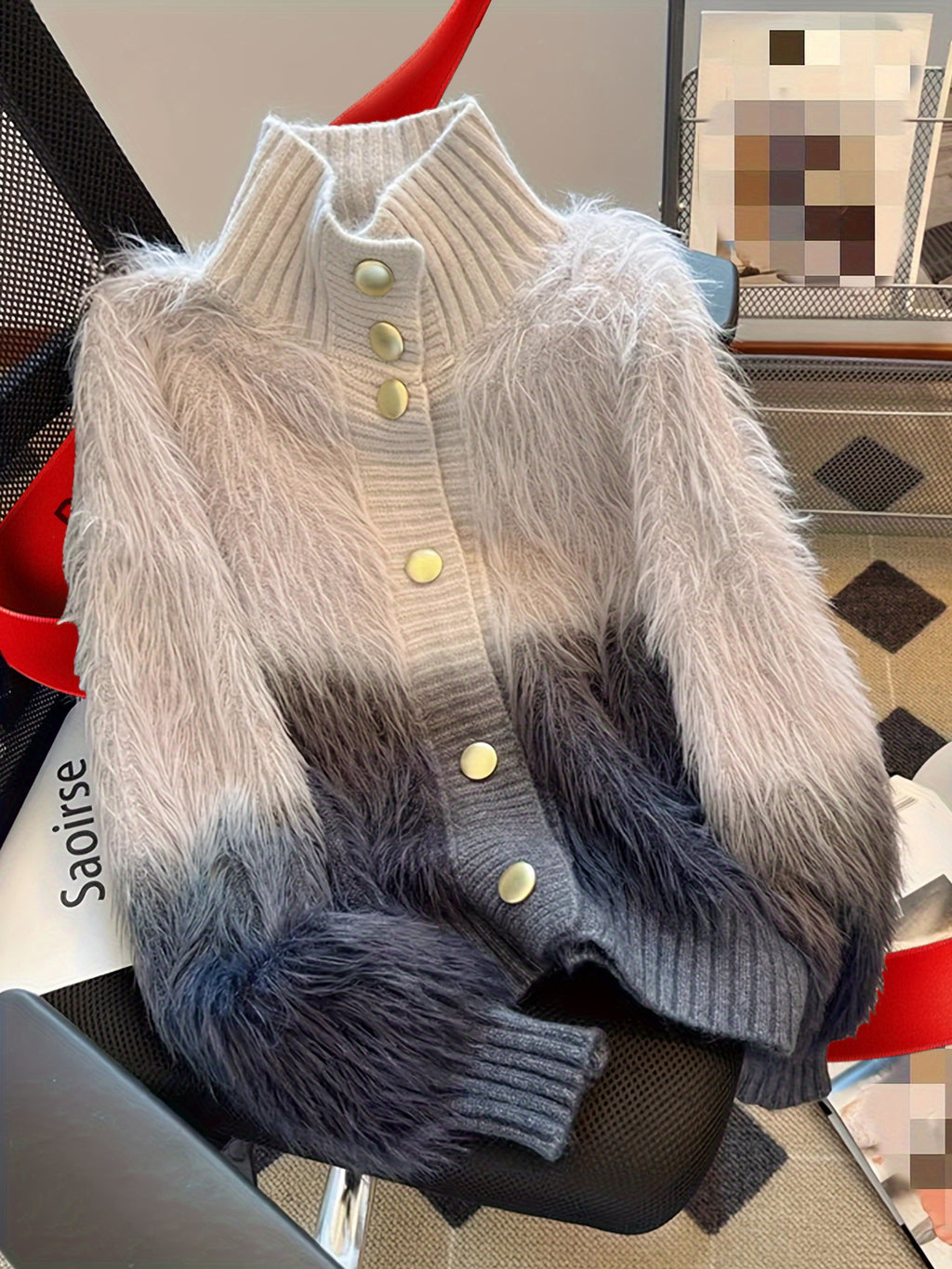 Cerys | Elegant damesvest met knoopsluiting - luxe imitatiebont- en nertsmix, hoge hals