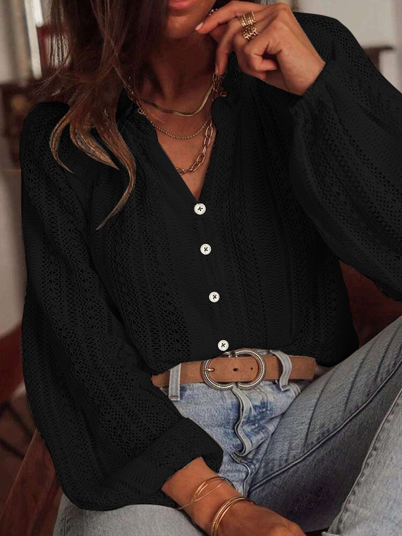 Feylira | Casual damesblouse met V-hals en kant – Lange mouwen, holle brei, knoopsluiting, semi-transparante