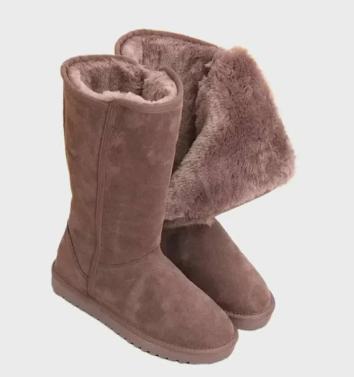 AlpineChic | Dameswinterlaarzen met schapenvachtvoering – waterdicht suède, antislipzool, warm en stijlvol