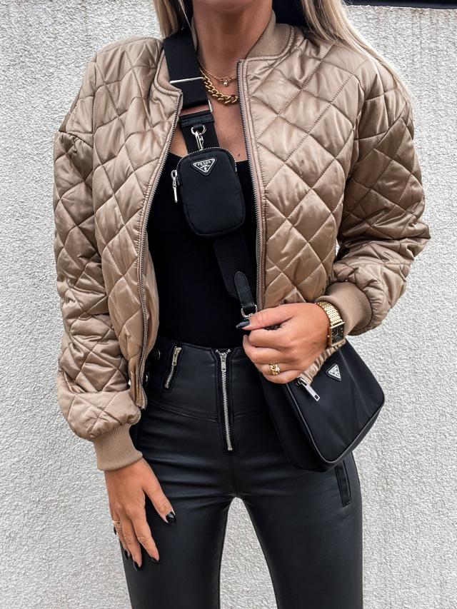 Sonja | Elegant gewatteerd bomberjack voor dames - warme, stijlvolle en veelzijdige winterkleding