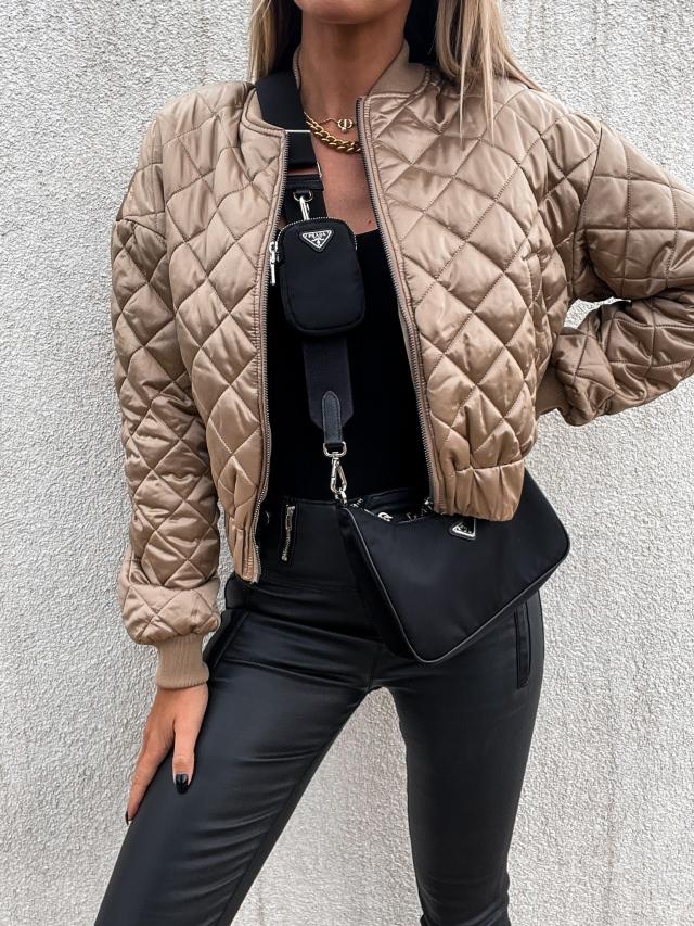 Sonja | Elegant gewatteerd bomberjack voor dames - warme, stijlvolle en veelzijdige winterkleding