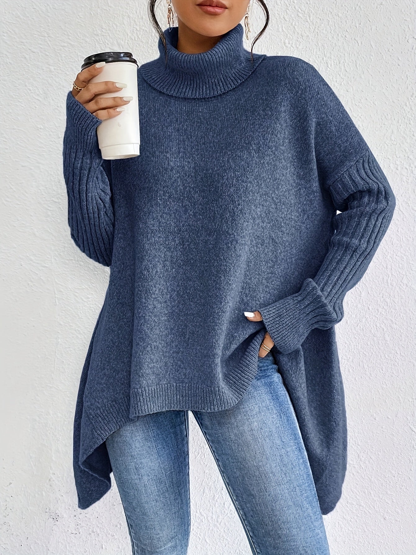 Fenella | Pull col roulé vintage en coton pour femme - Coupe oversize asymétrique, manches longues, pull en maille décontracté