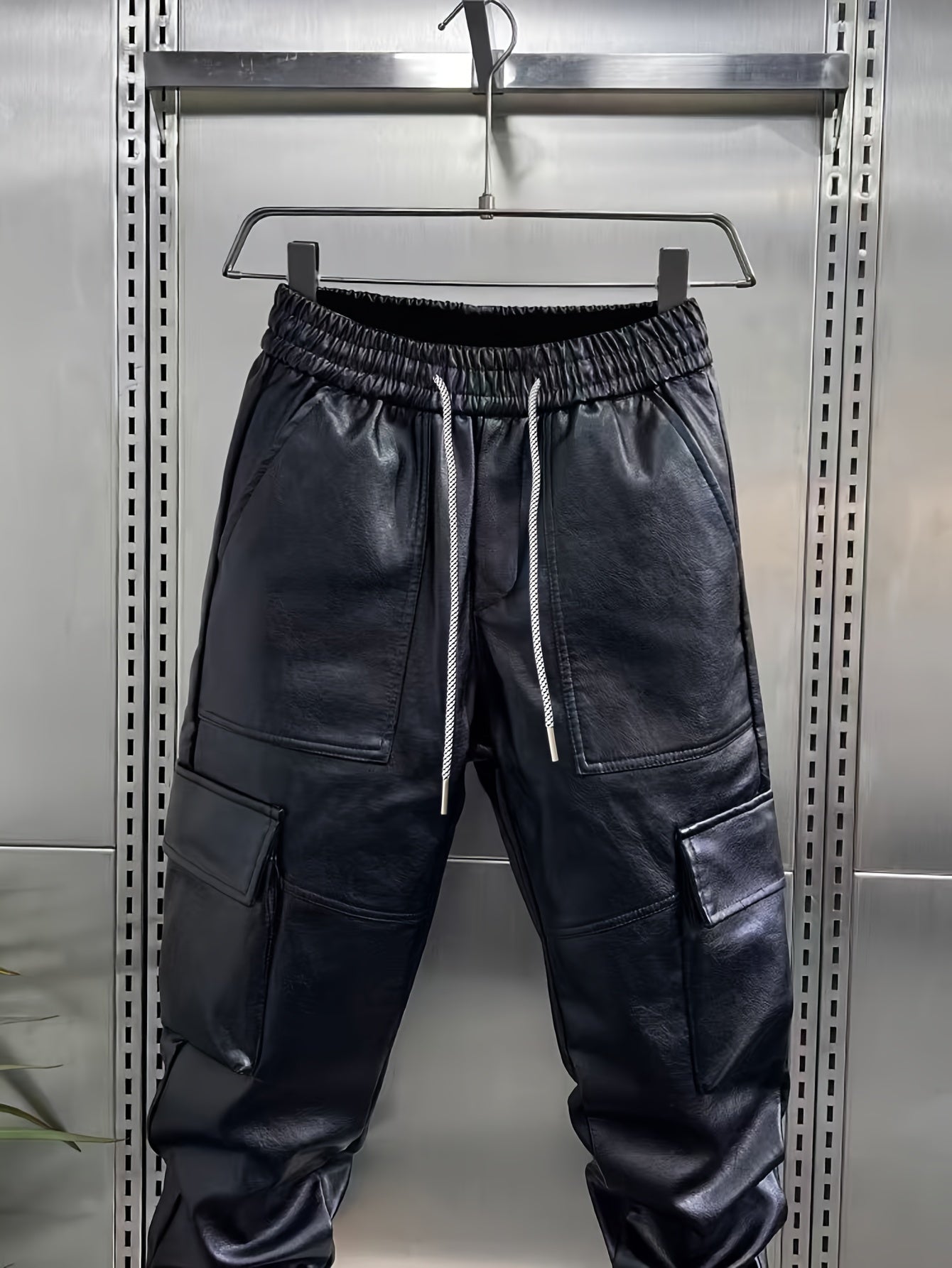 Lionel | Heren Casual PU Leren Cargo Jogger Broek - Elastische Taille, Grote Zakken, Losse Pasvorm, Biker Stijl