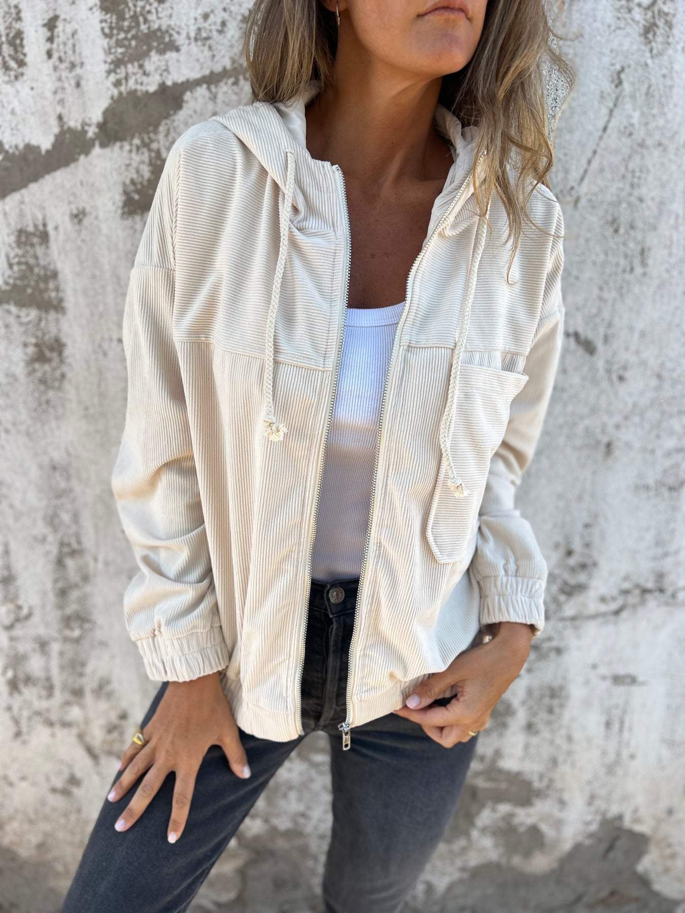 Avelithra | Corduroy jas met capuchon voor dames – Comfortabel, relaxte pasvorm, casual bovenkleding