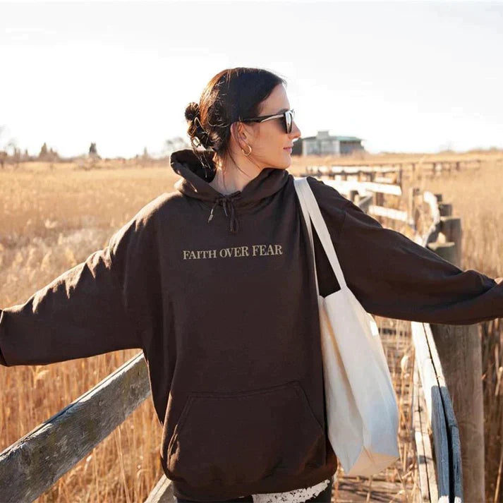 FearlessHoodie | Oversized unisex hoodie met gedurfde letterprint - Knusse, op geloof geïnspireerde trui