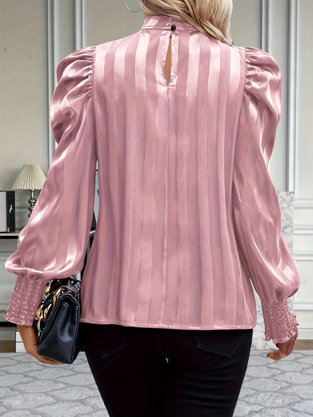 Kairi | Satijnen Hoge Hals Blouse voor Vrouwen - Elegante Top met Pofmouwen, Stijlvolle Vrouwenblouse