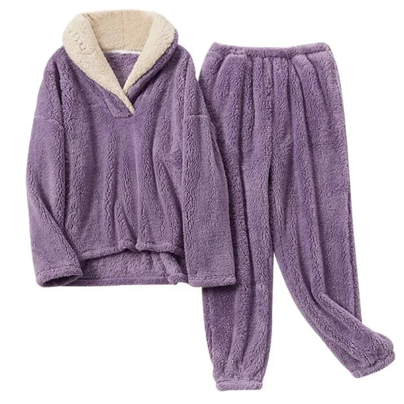 Lucasta | Cozy Teddy Winter Loungewear Set for Women - Warm Long Sleeve Top & Pajamas