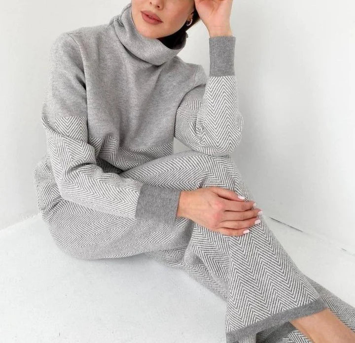 Acacia | Elegant coltrui & broek tweedelig damesset met Chevronpatroon - stijlvolle winteroutfit