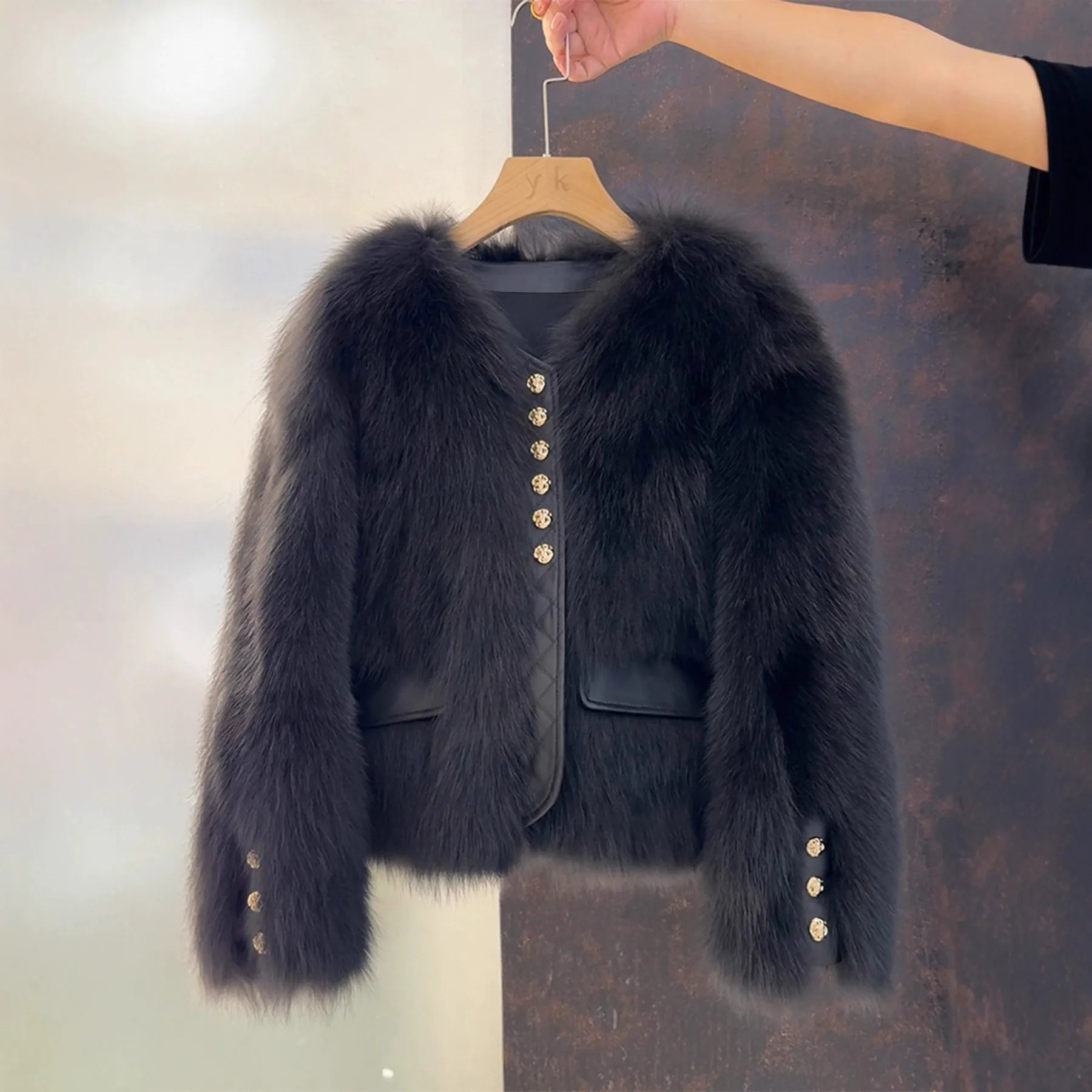 Kythera | Veste chic en fausse fourrure de renard, veste d'hiver douillette, veste courte légère de luxe