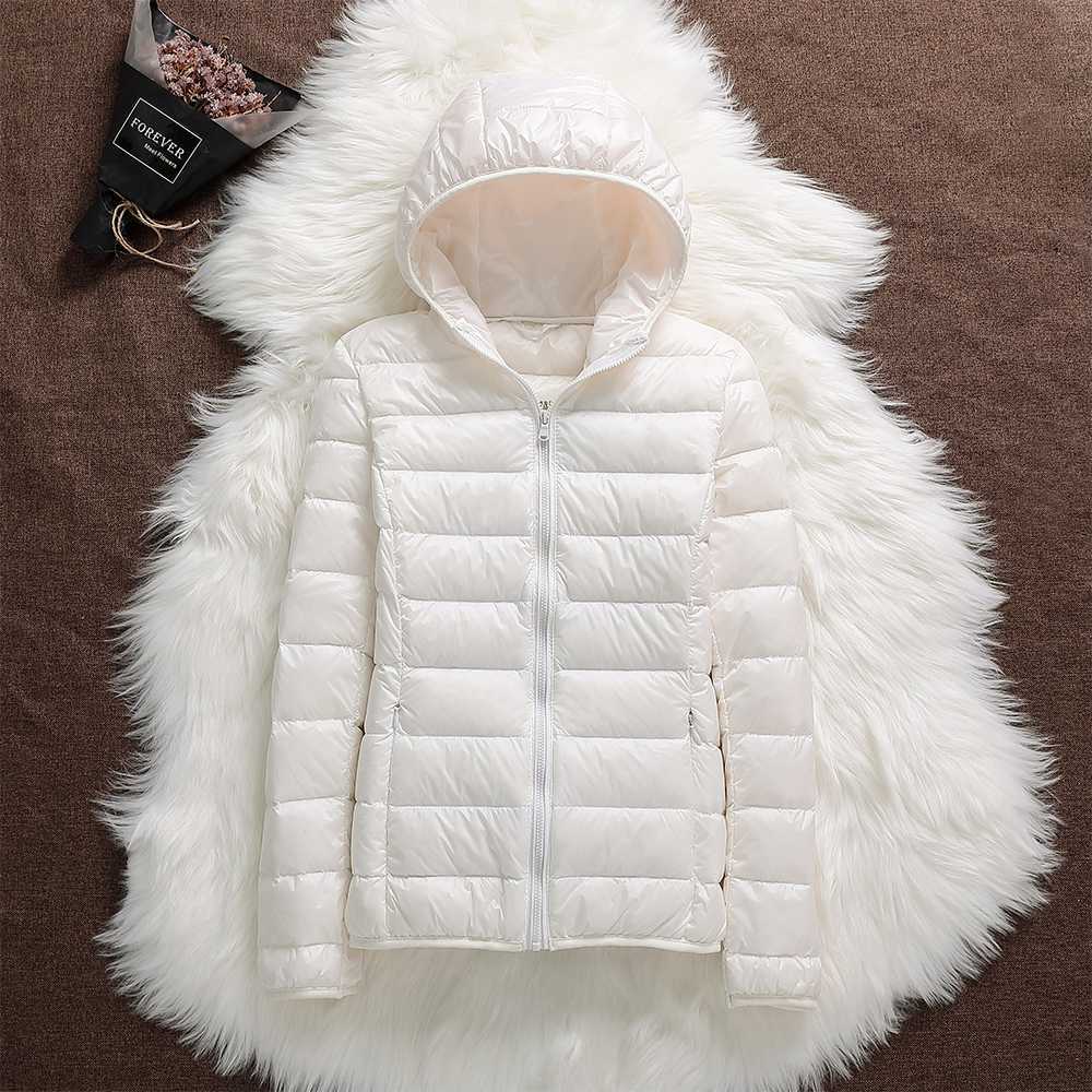 Jovella | Doudoune imperméable pour femme – Veste d'hiver chaude et légère avec capuche et isolation