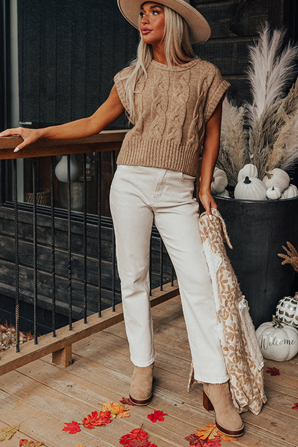 Clio | Beige gebreide trui met kabel voor dames - elegante mouwen met kap, lichtgewicht en stijlvol