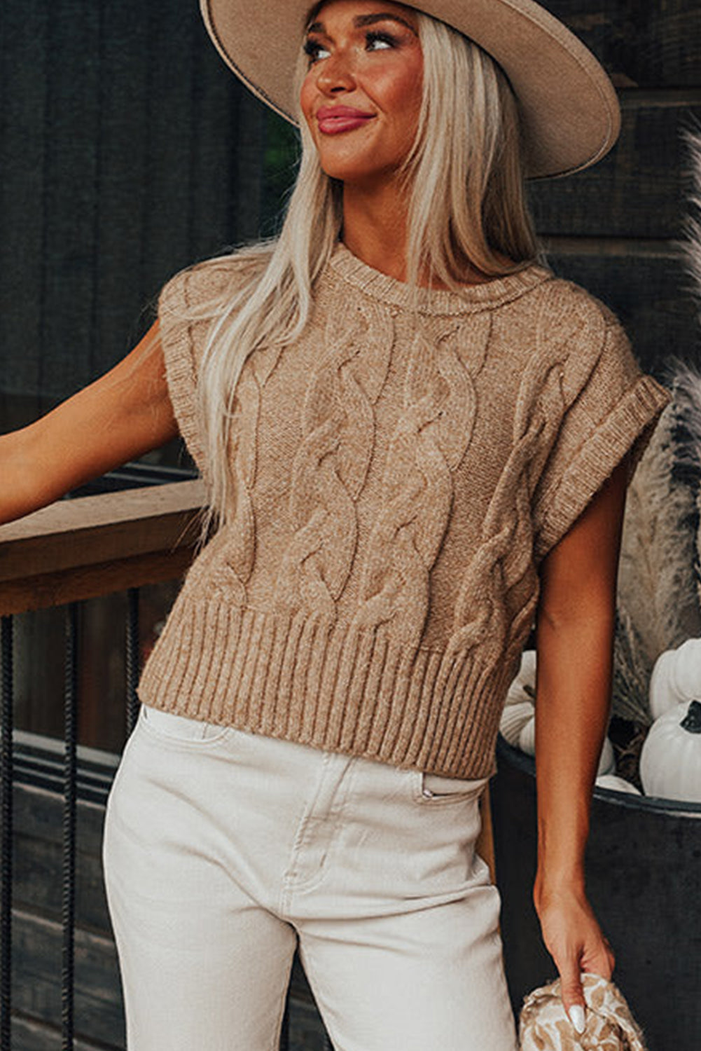 Clio | Beige gebreide trui met kabel voor dames - elegante mouwen met kap, lichtgewicht en stijlvol