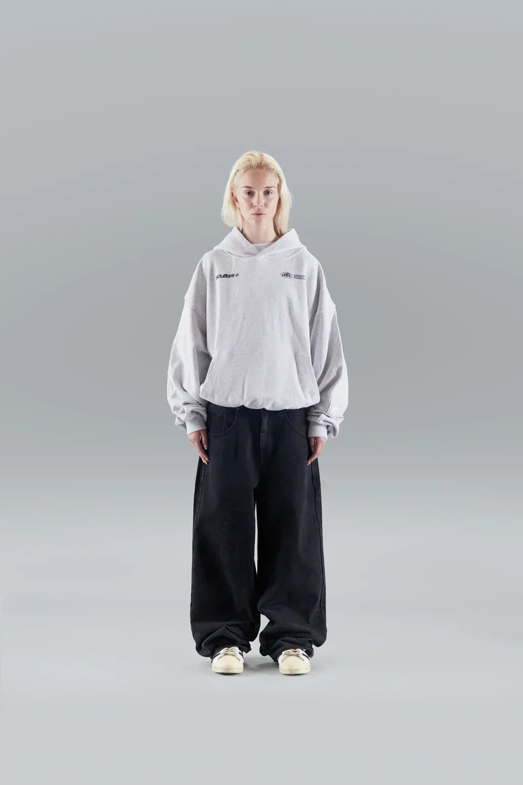 Arwenna | Sweat à capuche imprimé lettres pour femme – Sweat décontracté à la coupe ample, pull luxueux et confortable