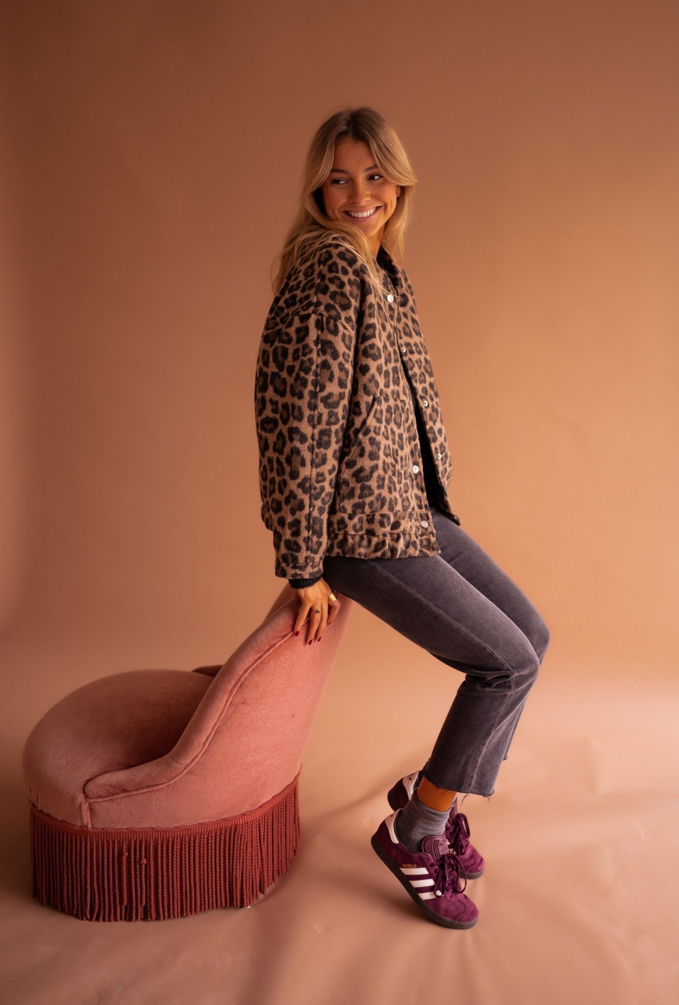 Enestra | Zacht jasje met luipaardprint voor dames – Lichtgewicht jas met patroon, casual en trendy