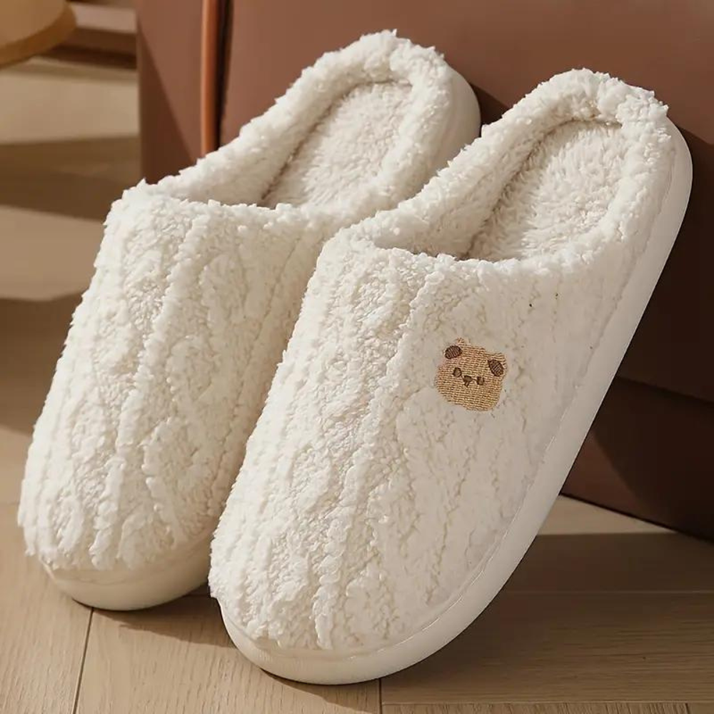 FluffSlip | Pantoufles chaudes et moelleuses pour femmes - Pantoufles d'hiver douces et confortables avec semelles antidérapantes
