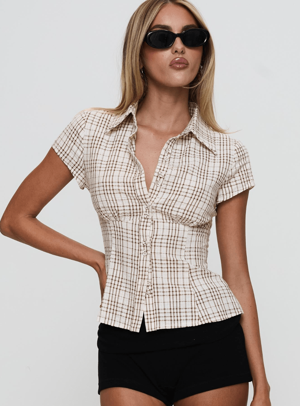 Sera | Dames retro blouse met korte mouwen – katoen-linnen overhemd met knoopsluiting, slim fit met reverskraag