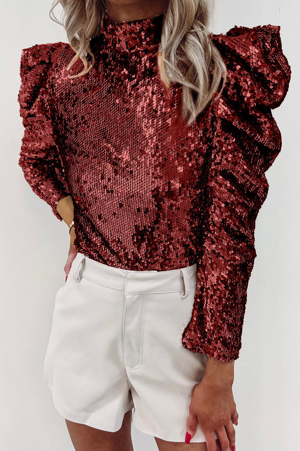 Beatriz | Top avec un chemisier glamour et scintillant, haut festif pour femme avec manches scintillantes et sequins