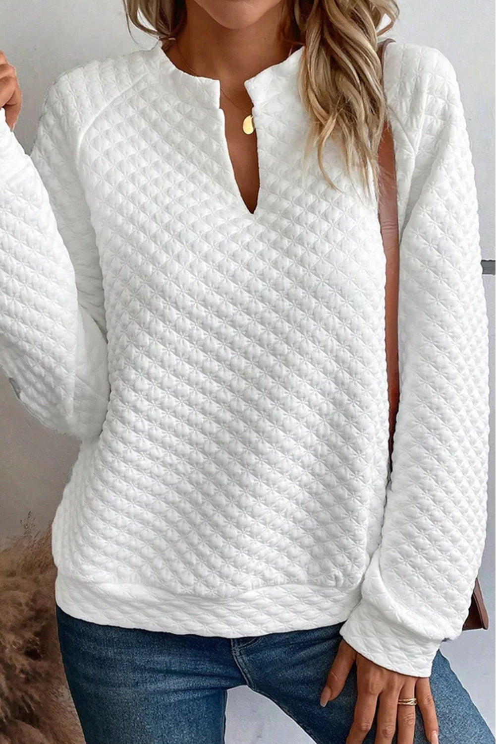 Estara | Women's Top with Split Neck and Puffed Long Sleeves - Casual & Comfortable